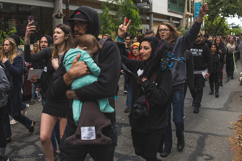 Funeral for farm animals at the Animal Liberation Conference 2018